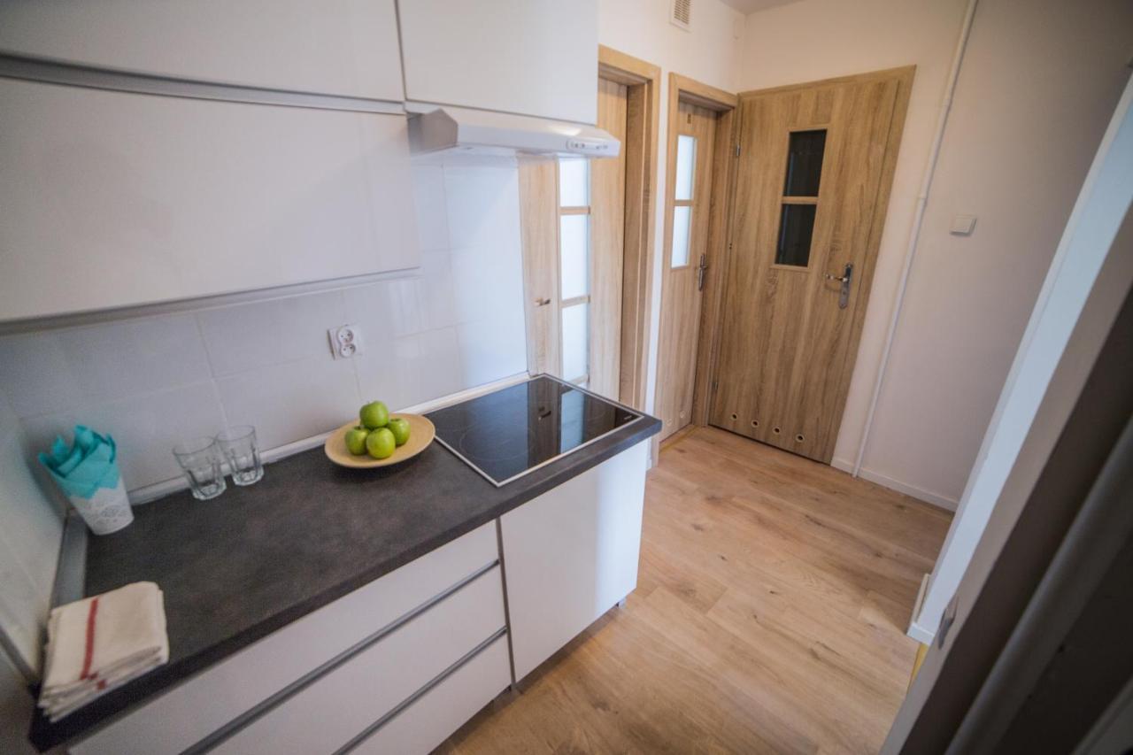 Pokoje We Wrzeszczu - Near Old Town Hotel Gdansk Ngoại thất bức ảnh